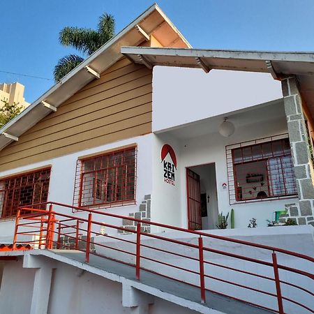Hostel Kaizen Куритиба Экстерьер фото