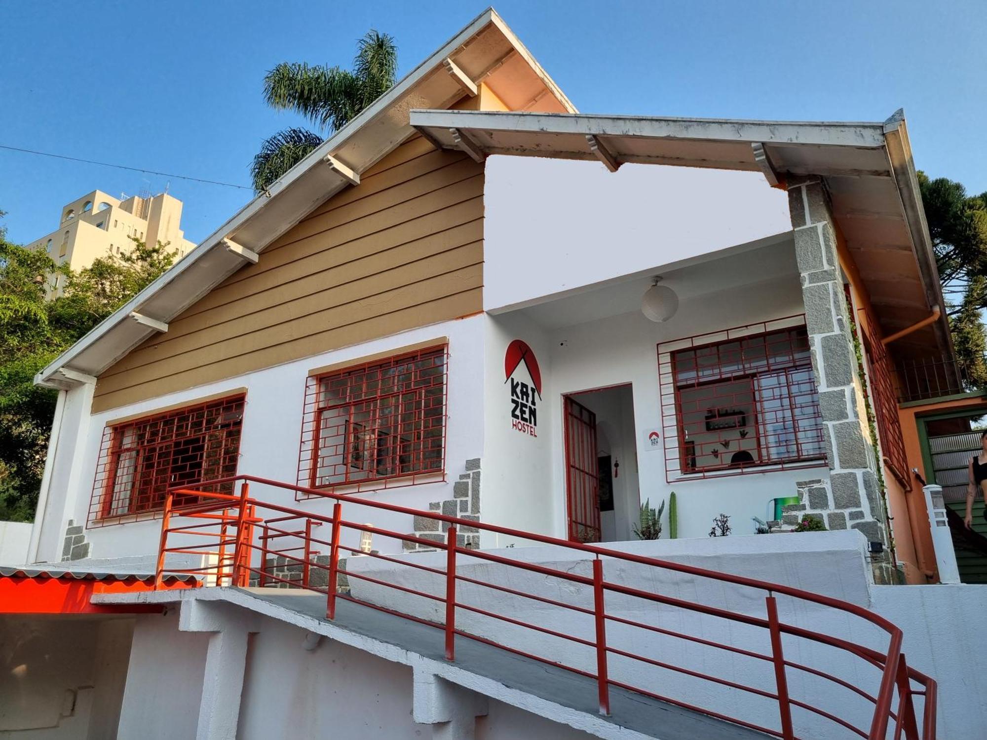 Hostel Kaizen Куритиба Экстерьер фото